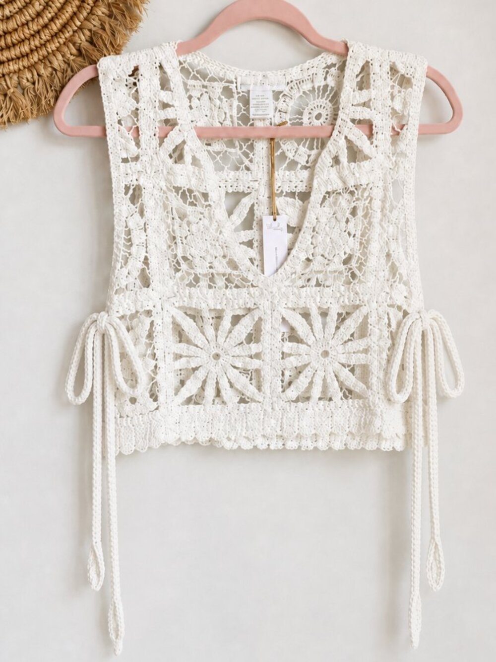 House of Harlow 1960 NEW Coastal Breeze Ivory Open Side Crochet Knit Vest SZ OS - Picture 2 of 9